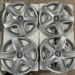 ENJOLIVEUR VOLKSWAGEN R16